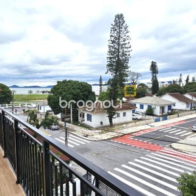 Prédio com 240m², 2 garagens, no bairro Jardim Atlântico em Florianópolis