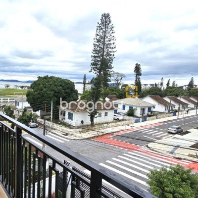 Prédio com 240m², 2 garagens, no bairro Jardim Atlântico em Florianópolis