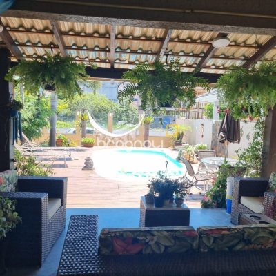 Casa com 567m², 4 quartos (sendo 2 suítes), 3 garagens, no bairro Ingleses em Florianópolis