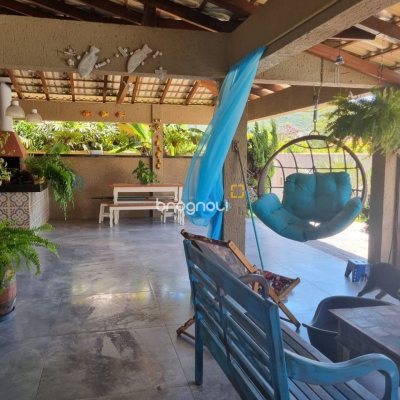 Casa com 567m², 4 quartos (sendo 2 suítes), 3 garagens, no bairro Ingleses em Florianópolis