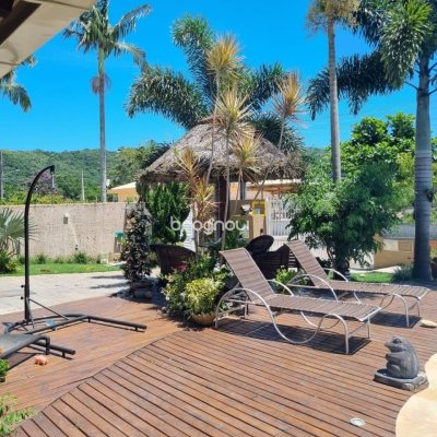 Casa com 567m², 4 quartos (sendo 2 suítes), 3 garagens, no bairro Ingleses em Florianópolis