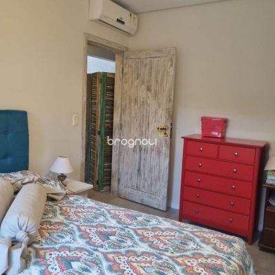 Casa com 567m², 4 quartos (sendo 2 suítes), 3 garagens, no bairro Ingleses em Florianópolis