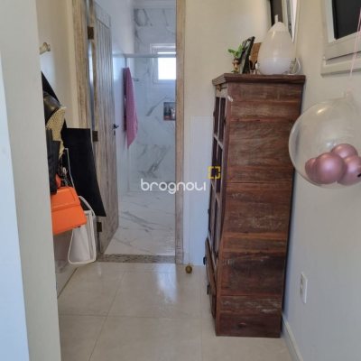 Casa com 567m², 4 quartos (sendo 2 suítes), 3 garagens, no bairro Ingleses em Florianópolis