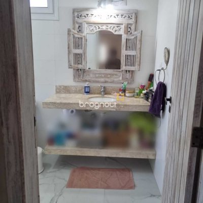 Casa com 567m², 4 quartos (sendo 2 suítes), 3 garagens, no bairro Ingleses em Florianópolis