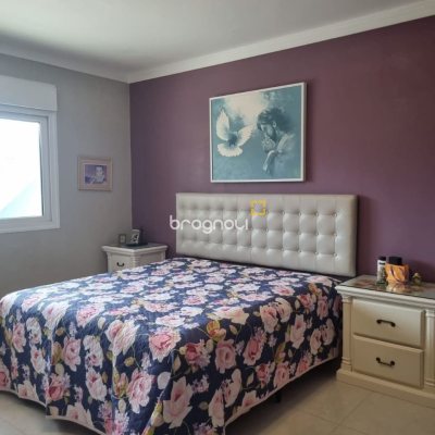 Casa com 567m², 4 quartos (sendo 2 suítes), 3 garagens, no bairro Ingleses em Florianópolis