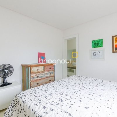 Casa com 393m², 5 quartos (sendo 4 suítes), 2 garagens, no bairro Jurerê Internacional em Florianópolis