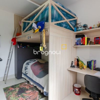 Casa com 393m², 5 quartos (sendo 4 suítes), 2 garagens, no bairro Jurerê Internacional em Florianópolis