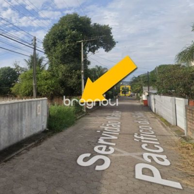 Terreno com 396m², no bairro Ingleses em Florianópolis