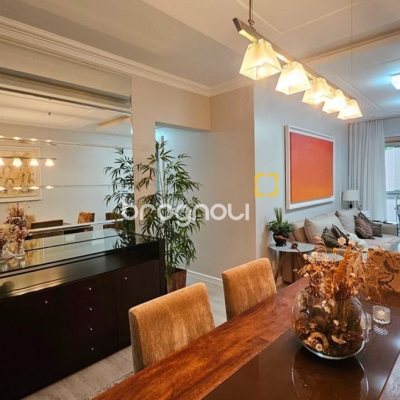 Apartamento com 114m², 3 quartos (sendo 1 suíte), 2 garagens, no bairro Coqueiros em Florianópolis
