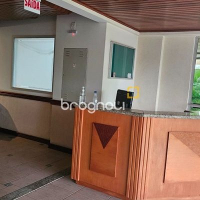 Apartamento com 114m², 3 quartos (sendo 1 suíte), 2 garagens, no bairro Coqueiros em Florianópolis