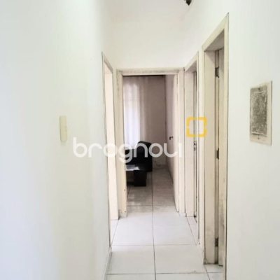 Casa com 100m², 5 quartos, 3 garagens, no bairro Carvoeira em Florianópolis