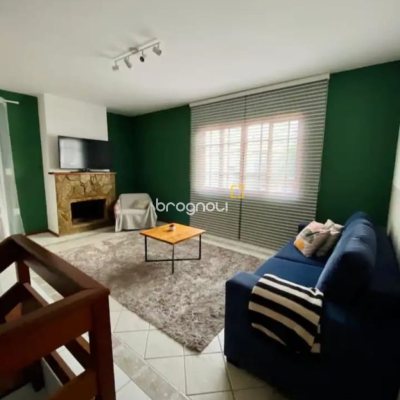 Casa com 295m², no bairro Córrego Grande em Florianópolis