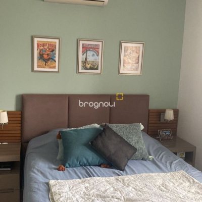 Casa com 295m², no bairro Córrego Grande em Florianópolis