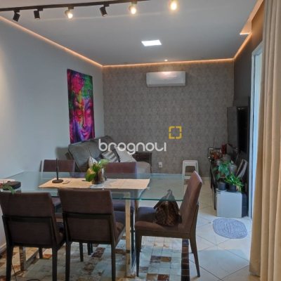 Apartamento com 61m², 2 quartos, 1 garagem, no bairro Potecas em São José