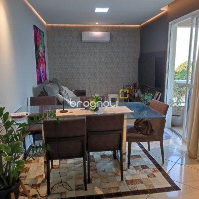 Apartamento com 61m², 2 quartos, 1 garagem, no bairro Potecas em São José