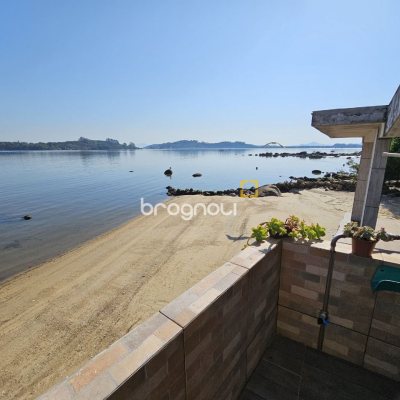 Casa com 150m², 3 quartos (sendo 1 suíte), 2 garagens, no bairro Ribeirão da Ilha em Florianópolis