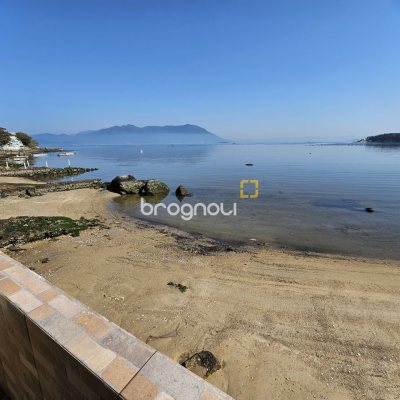 Casa com 150m², 3 quartos (sendo 1 suíte), 2 garagens, no bairro Ribeirão da Ilha em Florianópolis