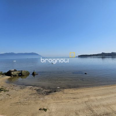 Casa com 150m², 3 quartos (sendo 1 suíte), 2 garagens, no bairro Ribeirão da Ilha em Florianópolis