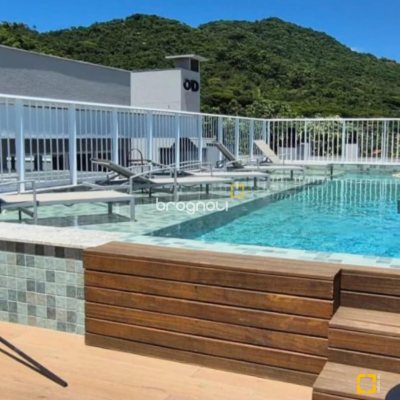 Apartamento com 69m², 2 quartos (sendo 1 suíte), 1 garagem, no bairro Alto Ribeirão em Florianópolis