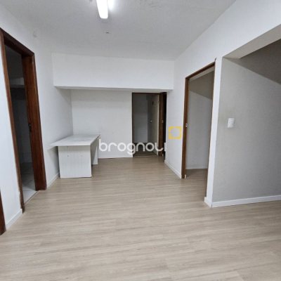 Loja com 169m², no bairro Centro em Florianópolis