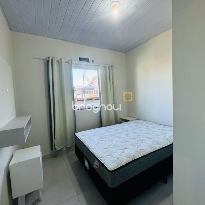 Pousada / Hotel com 261m², 7 quartos (sendo 1 suíte), 3 garagens, no bairro Tapera da Base em Florianópolis