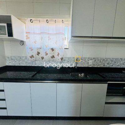 Pousada / Hotel com 261m², 7 quartos (sendo 1 suíte), 3 garagens, no bairro Tapera da Base em Florianópolis