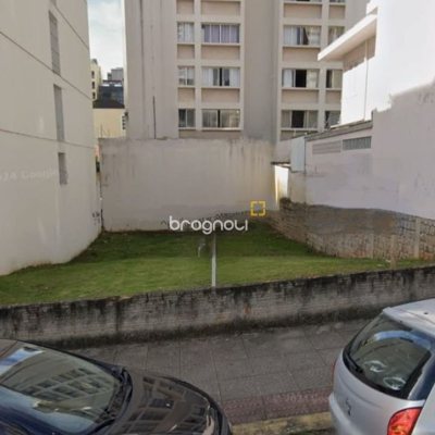Terreno com 324m², no bairro Centro em Florianópolis