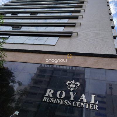 Sala com 31m², 1 garagem, no bairro Centro em Florianópolis