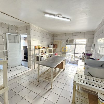 Casa com 329m², no bairro Saco dos Limões em Florianópolis