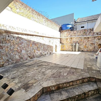 Casa com 329m², no bairro Saco dos Limões em Florianópolis