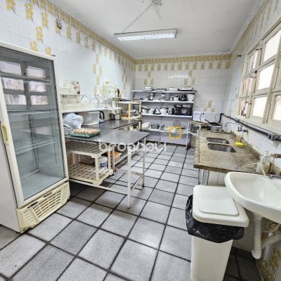 Casa com 329m², no bairro Saco dos Limões em Florianópolis