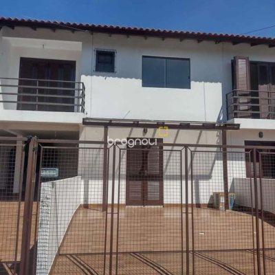 Casa com 600m², 10 quartos, 6 garagens, no bairro Ingleses em Florianópolis