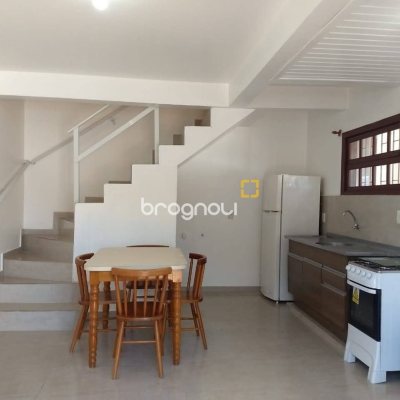 Casa com 600m², 10 quartos, 6 garagens, no bairro Ingleses em Florianópolis