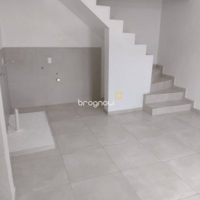 Casa com 600m², 10 quartos, 6 garagens, no bairro Ingleses em Florianópolis