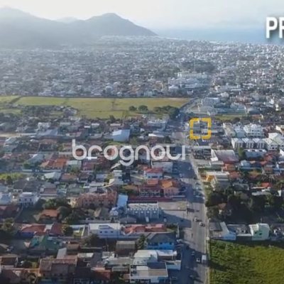 Casa com 95m², 2 garagens, no bairro Ingleses do Rio Vermelho em Florianópolis