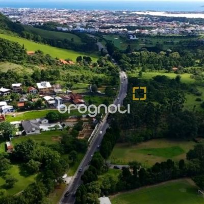 Casa com 95m², 2 garagens, no bairro Ingleses do Rio Vermelho em Florianópolis