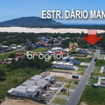 Casa com 95m², 2 garagens, no bairro Ingleses do Rio Vermelho em Florianópolis