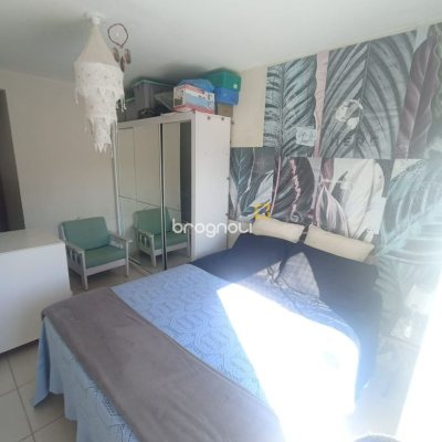 Casa com 95m², 2 garagens, no bairro Ingleses do Rio Vermelho em Florianópolis