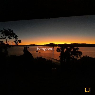 Casa Comercial com 226m², 4 garagens, no bairro Jurerê em Florianópolis