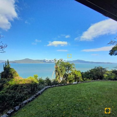 Casa Comercial com 226m², 4 garagens, no bairro Jurerê em Florianópolis