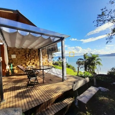 Casa Comercial com 226m², 4 garagens, no bairro Jurerê em Florianópolis