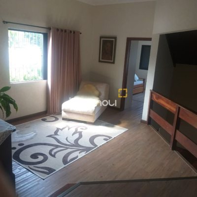 Casa com 309m², 3 quartos (sendo 3 suítes), 4 garagens, no bairro João Paulo em Florianópolis