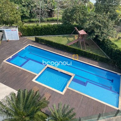 Apartamento com 170m², 3 quartos (sendo 2 suítes), 1 garagem, no bairro Ingleses em Florianópolis