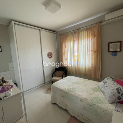 Apartamento com 170m², 3 quartos (sendo 2 suítes), 1 garagem, no bairro Ingleses em Florianópolis