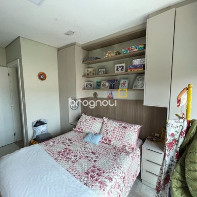 Apartamento com 170m², 3 quartos (sendo 2 suítes), 1 garagem, no bairro Ingleses em Florianópolis