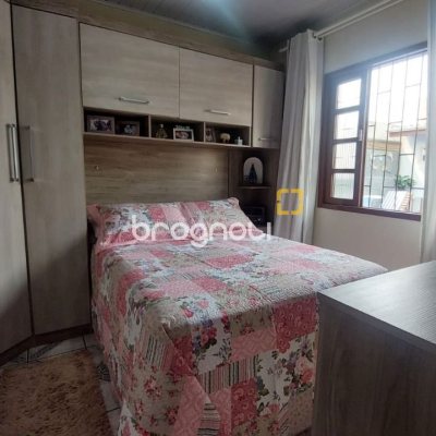 Casa com 104m², 3 quartos, 3 garagens, no bairro Ingleses em Florianópolis