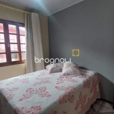 Casa com 104m², 3 quartos, 3 garagens, no bairro Ingleses em Florianópolis