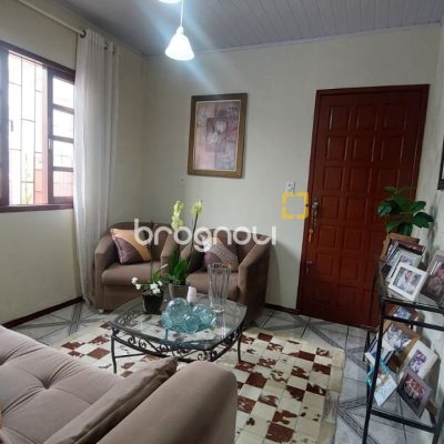 Casa com 104m², 3 quartos, 3 garagens, no bairro Ingleses em Florianópolis