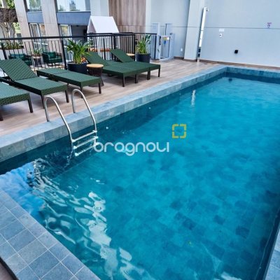 Apartamento com 77m², 2 quartos (sendo 2 suítes), 2 garagens, no bairro Estreito em Florianópolis