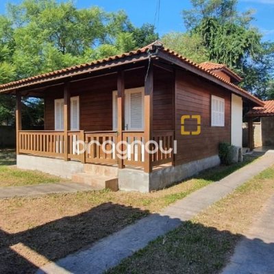Casa com 60m², 3 quartos, 1 garagem, no bairro Rio Vermelho em Florianópolis